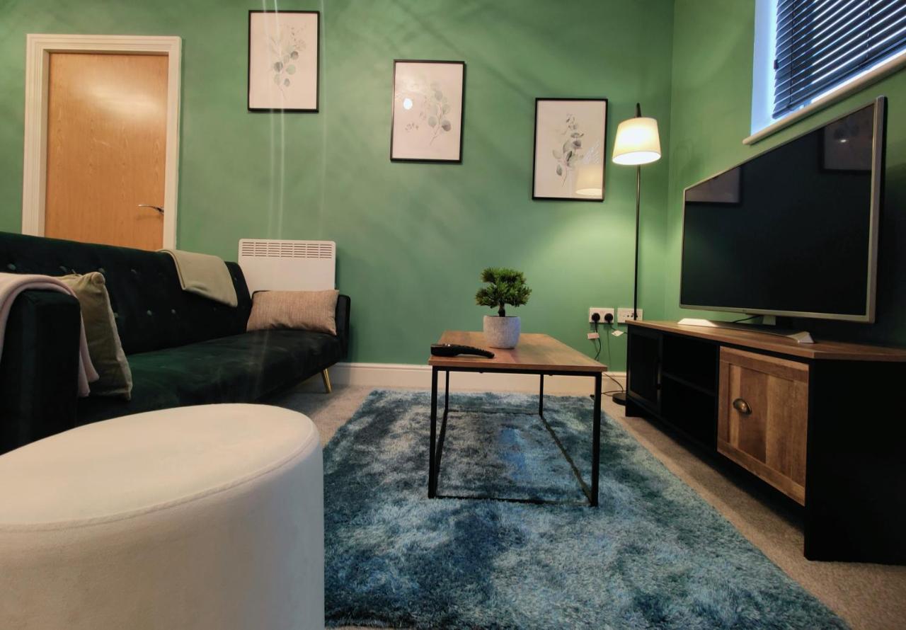 City Centered 2 Bed Serviced Apartment- Sherpa Homes สวินดอน ภายนอก รูปภาพ